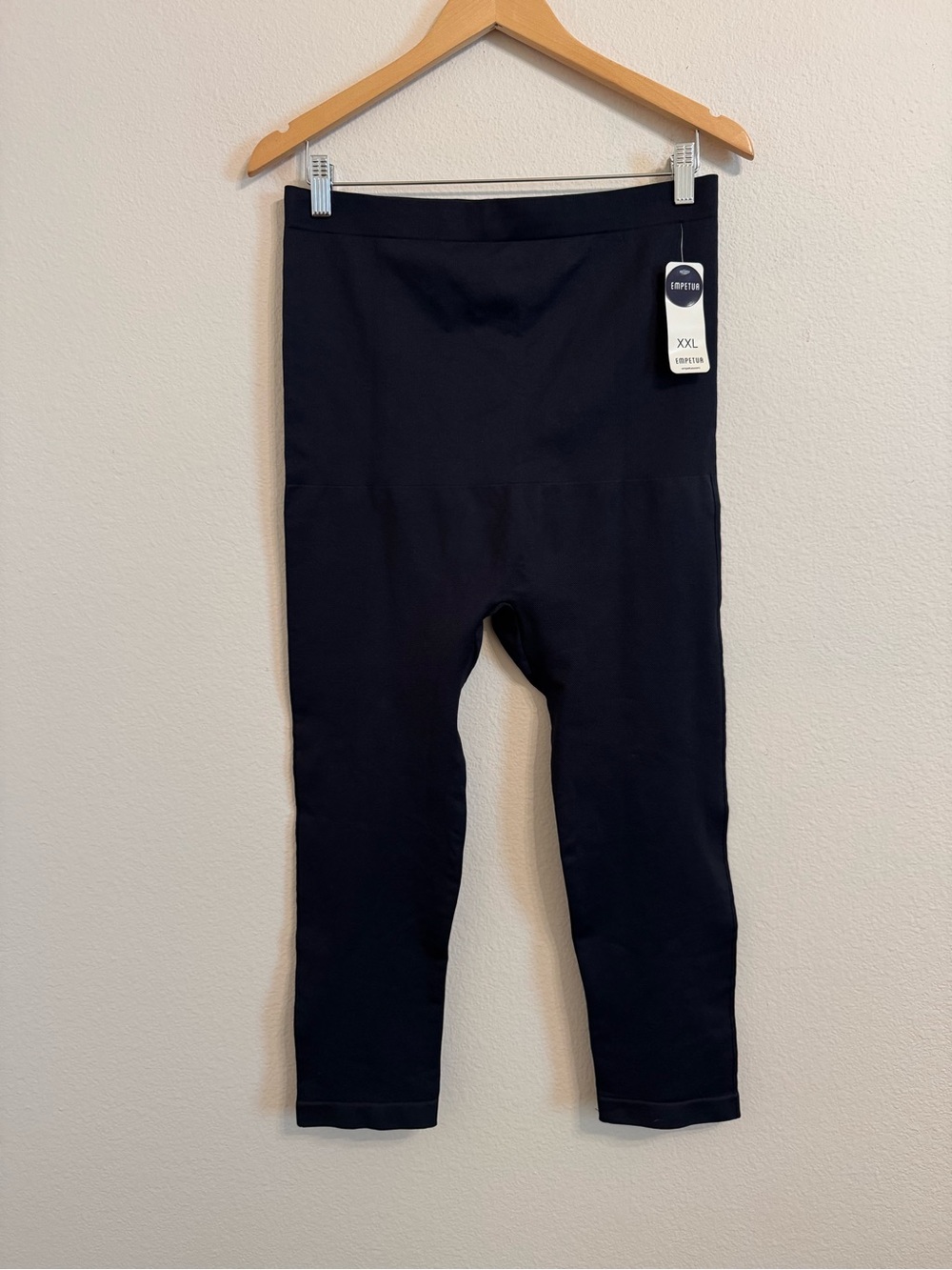 Empetua black high waisted cropped shaping leggings 2XL NWT